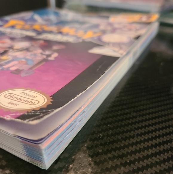 Pokemon Diamond & Pearl Strategy Guide - Picture 2 of 10